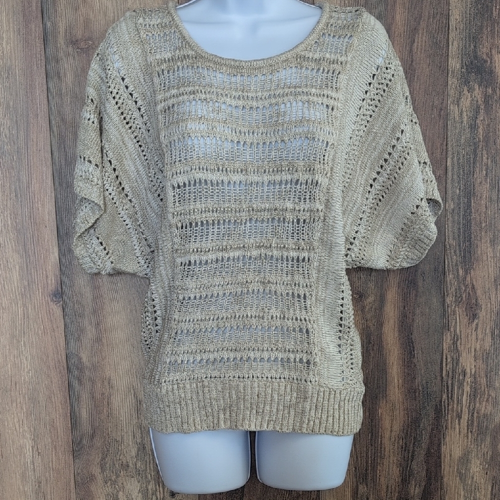 Signature Studio Tan Short Sleeve Knit Sweater S H102